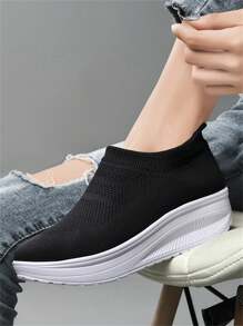 Women's New MD Sole School Casual Platform Sneakers All-Season Lightweight, Minimalist, Thick-Sole, Comfortable, Fashion,  Black And White Slip-On Increasing Height Sock Shoes, Breathable, Versatile, Leisure Sports