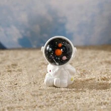 2pcs/1pc Creative Micro Landscape Astronaut Decoration, Cute Cartoon Astronaut Car Ornament, Realistic Astronaut Miniature Figurine For Home Office Decor, Student Gift, Great For Halloween, And Fall Decorations Birthday