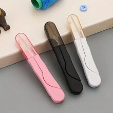 1 chiếc kéo chữ U tiện dụng, kéo thép không gỉ cán nhựa, kéo khâu chữ thập, kéo cắt chỉ có nắp, kéo thủ công - Kéo cắt vải và chỉ bền, chính xác để may vá, thủ công và thêu, dụng cụ cắt chỉ đa năng, kéo thêu có tay cầm bằng cao su, dụng cụ tự làm đồ thủ công có nắp bảo vệ - Nhiều màu - Xem 3