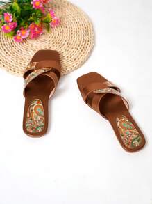 2024 New Fashion Women Casual Slippers Lightweight Non-Slip Flat Sandals  Open Toe Mix Color Roman Slip On Beach Sandals