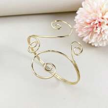 镂空简约女士手链，适合日常佩戴