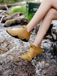 1 par de botas de lluvia cortas antideslizantes para mujeres, zapatos de gelatina impermeables, ligeros y duraderos para uso al aire libre, zapatos de agua de moda, botas impermeables para hombres, sobrecalzado unisex