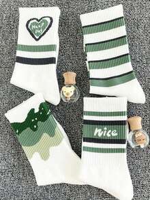 6雙(隨機顏色)女士彩色中筒襪，夏季可愛透氣卡通大學風運動襪