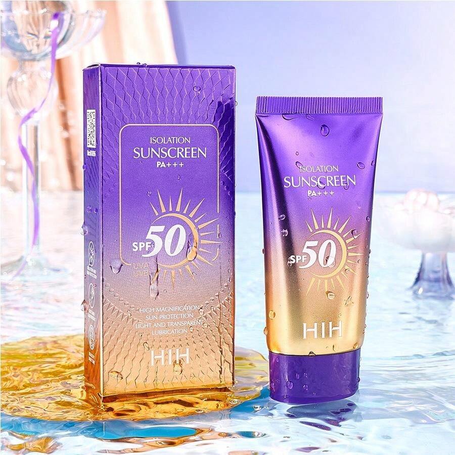 サンカットクリーム 40g２本 •化粧水180ml２本 •センシティブジェル２本 サンカットクリーム 40g2本 •化粧水180ml2本 •センシティブ