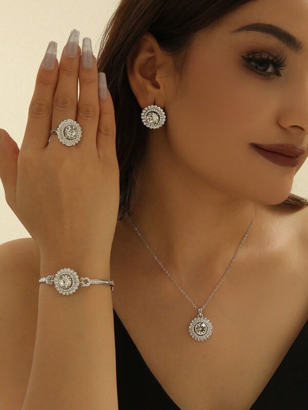 Conjunto de 5 peças Anel, Brinco, Pulseira, Colar de Pingente e Corrente Clavícula com Strass e Design Geométrico Minimalista Europeu e Americano recém chegado