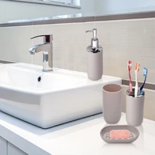 Bộ 4 món phụ kiện phòng tắm cao cấp, chất liệu nhựa và thép không gỉ, bao gồm chai sữa dưỡng thể, giá đựng bàn chải đánh răng, cốc đựng bàn chải đánh răng, khay đựng xà phòng, thích hợp làm quà tặng sinh nhật, tân gia, ngày lễ, Giáng sinh (Màu đen, trắng, xám, be) - Nhiều màu - Xem 7