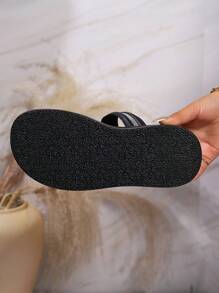 Zweifach tragen Dicke Sohle Höhensteigerung Sandalen Frauen Slipper Dame Sandalen Wasserschuhe Sommer Schuhe weibliche dicke Sohle Sandalen Weiße Sandalen weibliche flache Schuhe Schwarze Sandalen flache Sandalen Schuhe > Frauen flache Sandalen Frühling Schuhe Damen flache Sandalen Blumendruck Sandalen Perle Sommer Frauen Hausschuhe