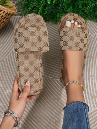 Grensoverschrijdende modieuze casual pantoffels met dikke zolen en print voor dames