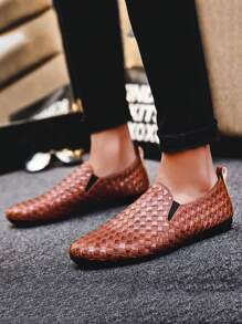 Men's Casual Loafers Slip-On Flats Black Driving Moccasins Comfort Leather Formal Shoes (Run Small & Narrow, Suggest Sizing Up 2 Sizes)