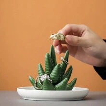 1PC Aloe And Cactus Ring Holder Dish, Ceramic Plant Jewelry Dish Bracelet Earrings Necklace Organizer Tray, Decorative Succulent Trinket Dish For Wedding, Birthday Gifts, Home Decor Back To School