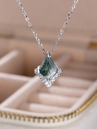 1 pieza de collar de colgante de ágata verde geométrica en forma de rombo elegante y lujoso de 925 plata esterlina, regalo para mujeres para citas o fiestas de aniversario
