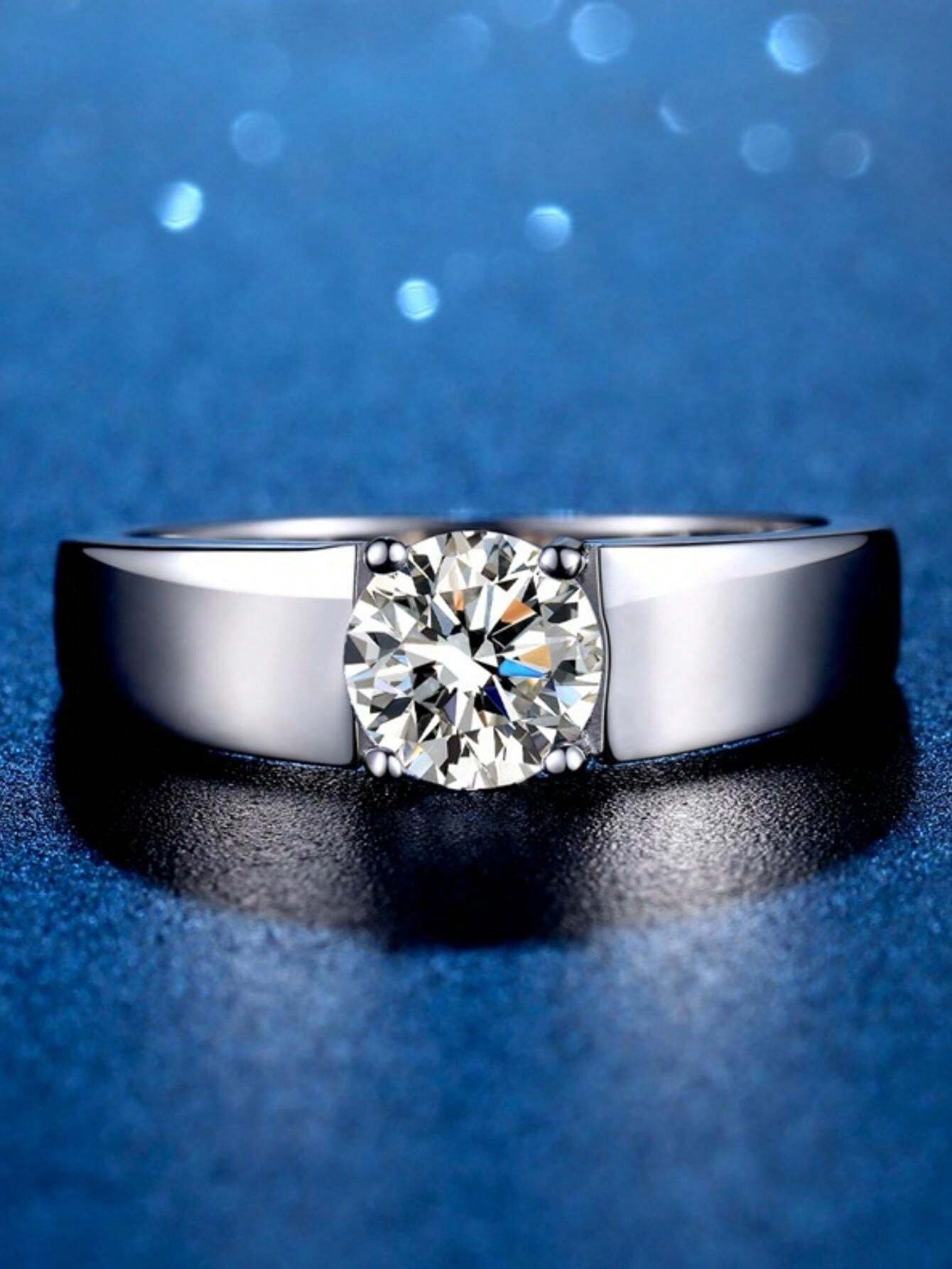 Un anillo masculino elegante y sencillo con diseño austero y elegante