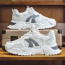 男士運動鞋，最新韓版透氣軟底跑步鞋，多功能厚底肥皂鞋