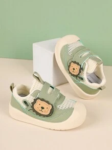 一双全新男女时尚经典网眼鞋，以可爱的卡通动物和舒适的设计为特色。高端鞋楦设计确保幼儿男孩和女孩的稳定和安全贴合。柔软防滑的鞋底，耐磨透气，适合日常穿着、学校或校园风格。（注意：网眼鞋面） - 青檸色 - 查看 2