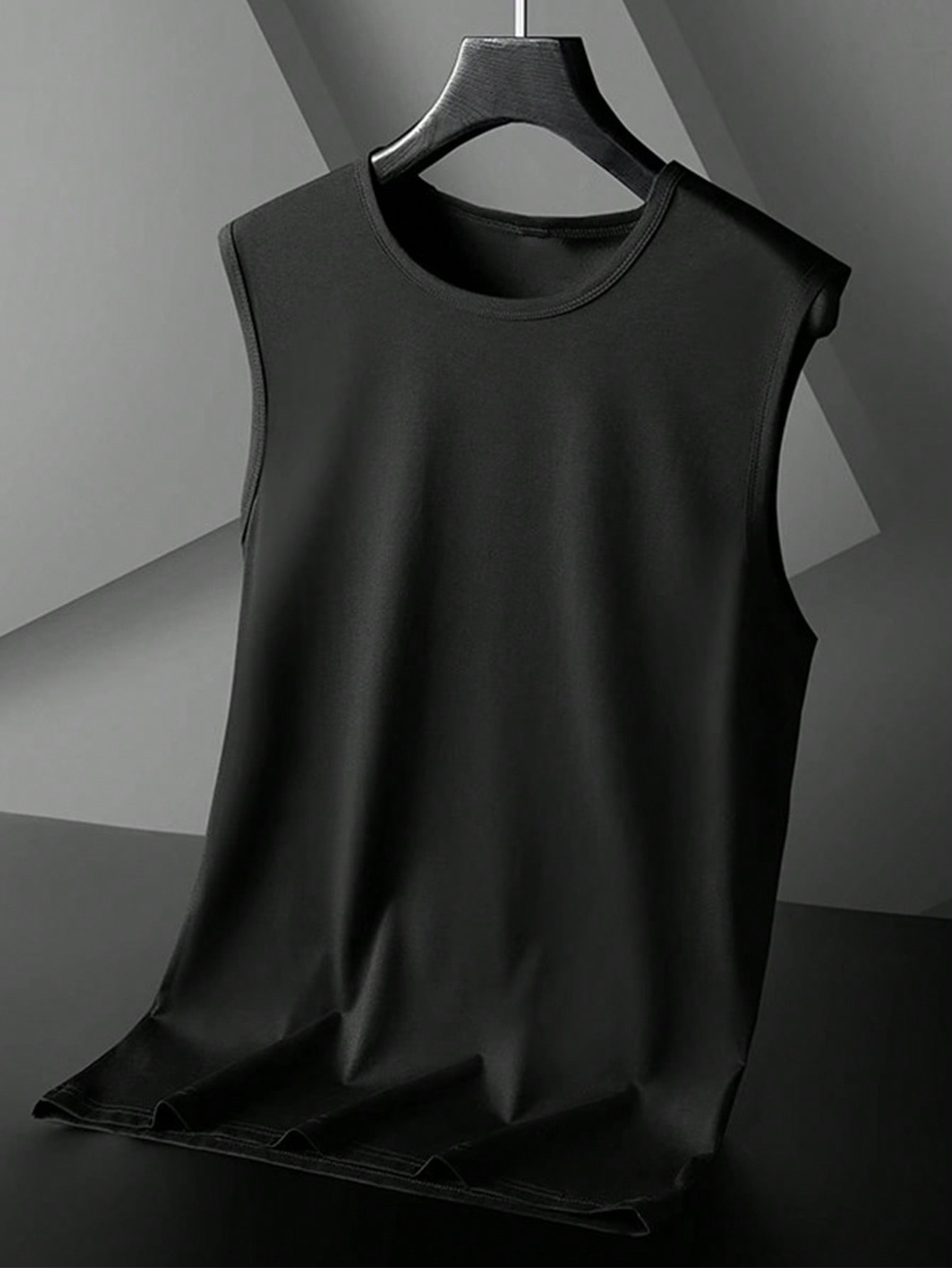 3 قطع من البلوزات الداخلية الرياضية بدون أكمام ذات...