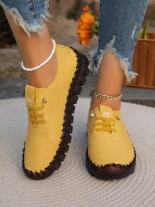 Women's Fashion Casual Everyday Shoes 2024 New Comfortable Soft Sole Stitched Flat Shoes (Suggest Ordering One Size Up)