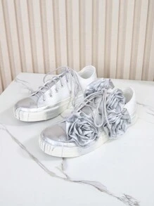 Giày vải canvas hoa vẽ tay bất đối xứng, giày thể thao thời trang thường ngày lưu hóa cổ thấp dành cho cả nam và nữ, giày đôi buộc dây họa tiết hoa thanh lịch, cỡ 44 - Bạc - Xem 6