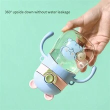 Botella de agua de plástico recta con dibujo animado, con correa y pajita para beber - Verde - Ver 4