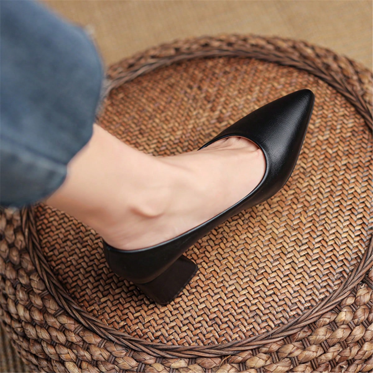 Nuevos zapatos de tacón alto para mujer para primavera y otoño, de estilo coreano con puntera afilada, escote bajo y tacón ancho, calzado de moda p
