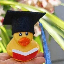1套2個畢業小鴨（隨機小鴨/流蘇顏色），畢業派對禮物，閱讀日派對禮物，書日派對裝飾 - 彩色 - 查看 3