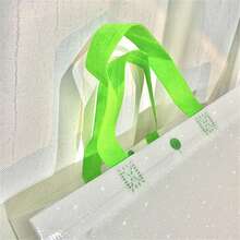 1入非織布郁金香禮品袋，優雅花卉層壓袋帶把手，適用於禮品，裝飾，婚禮，派對，服裝和購物婚禮派對禮品袋