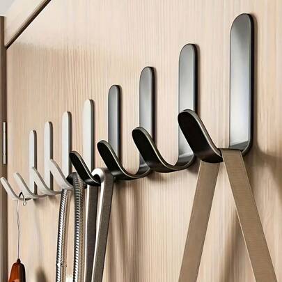 5 个 J 型挂钩，强力粘性门背挂钩，无需钻孔，衣架用于悬挂衣服、帽子、手提包，无穿孔粘性挂钩壁挂，非常适合浴室和卫生间，易于将毛巾悬挂在墙壁或门上，家用小工具家居浴室装饰浴室收纳秋季装饰返校