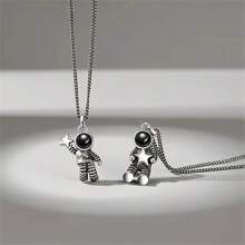 Conjunto de 2 collares magnéticos de pareja de astronautas, collar de cadena de cuello plateado creativo retro unisex de astronauta, joyería de moda hip-hop - Plateado - Ver 12