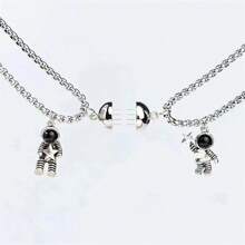 Conjunto de 2 collares magnéticos de pareja de astronautas, collar de cadena de cuello plateado creativo retro unisex de astronauta, joyería de moda hip-hop - Plateado - Ver 9