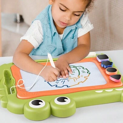 1pc Children's Color Drawing Board Writing Board, Cartoon Crocodile Shape Graffiti Board, Magical Magic Board Can Be Reused, Clean And Does Not Dirty Hands, Children's Beginners Drawing Giftmagic,Kids Outdoor Toys,Writing Board Educational,Back To School