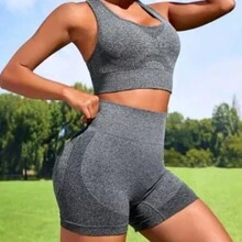 Basic Conjunto De Ropa Deportiva Sin Costuras De 2 Piezas Para Entrenamiento Y Yoga,Conjunto Short Leggins Levanta Gluteos + Top Deportivo Mujer - Gris - Ver 3