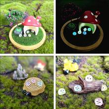 10 piezas de adorno en miniatura creativo de bola de carbón en forma de polvo con accesorios aleatorios de joyería tridimensional de bricolaje, en colores variados - Multicolor - Ver 6