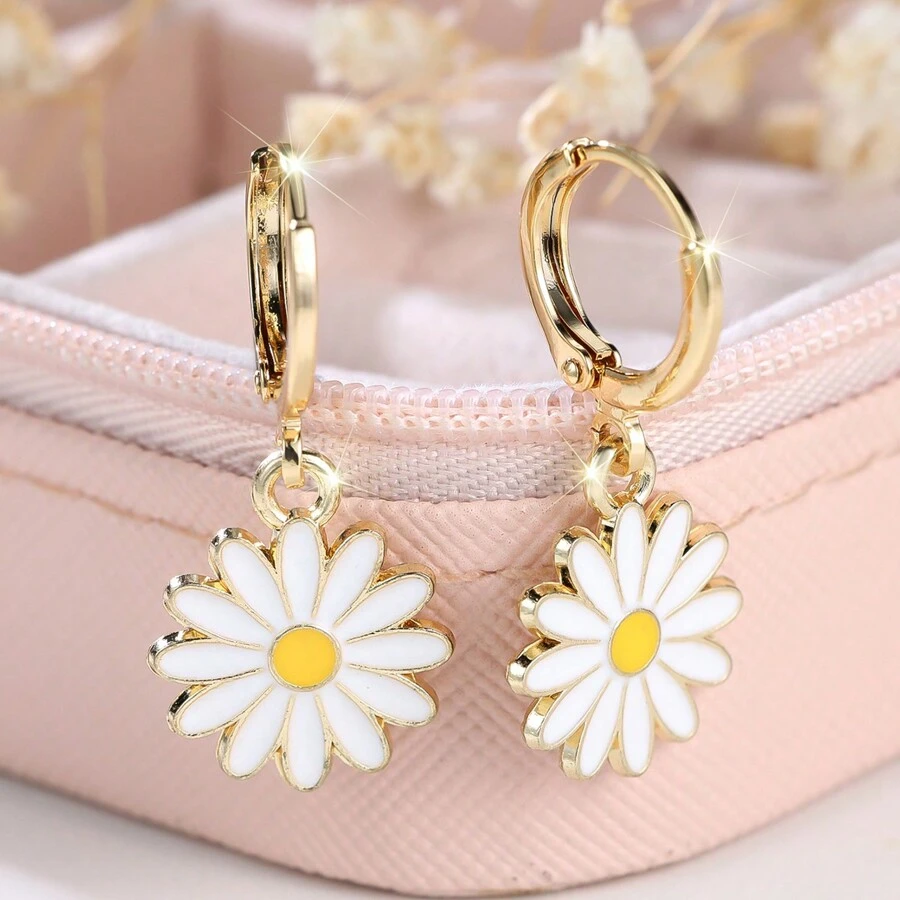 1pair Delicate Yellow Daisy Flower Shaped Earrings For Women, Engagement/Wedding Ear Jewelry, Perfect Gift For Sisters/Mothers Valentines - Earrings - View 1