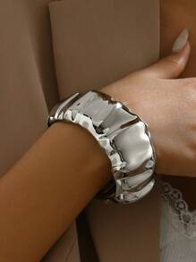 1 Vòng tay kim loại cổ điển gợn sóng theo phong cách Punk thời trang dành cho nữ, thích hợp để đi chơi, mua sắm, tiệc tùng, sinh nhật, quán bar, lễ hội âm nhạc, ảnh chụp đường phố, mùa hè, bãi biển, buổi hẹn hò lãng mạn, chuyến đi chơi mùa xuân - phong cách xếp li - Xem 10