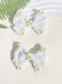 2 pièces Noeuds de cheveux en forme de marguerite pour filles, clips à cheveux mignons avec décoration de fleurs, barrettes avec fleurs blanches brodées et doublure complète, accessoires de cheveux pour enfants et bébés, parfaits pour la Saint-Valentin