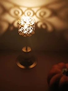 1pc Geometric Cutout Iron Decoration Home Candlestick Ornaments Ins Candle Base Tea Wax Rack Living Room Candle Dinner Can Be Gift For Mother's Day Halloween Christmas Easter Can Be Used For Wedding Graduation Party Party And So On