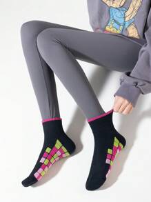 1 paire de chaussettes de cheville pour femmes avec motif de bloc de massage, anti-transpiration, pour l'été, polyvalent pour le quotidien et l'entraînement