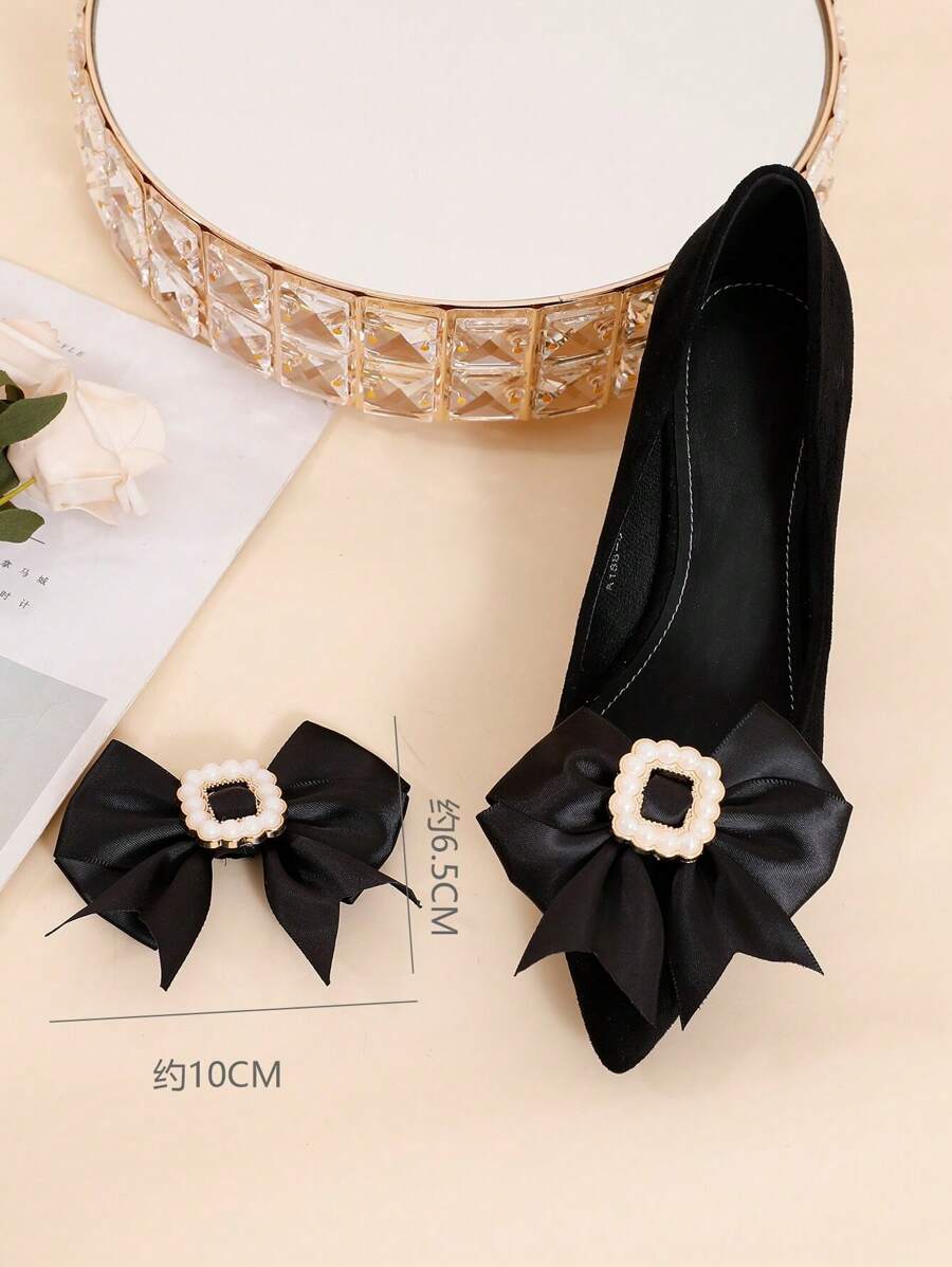 زوج من مشابك الأحذية الديكورية الأنيقة بتصميم الفيونكة من الساتان الكوري، إكسسوارات أحذية قابلة للإزالة مناسبة للصنادل والكعب والأحذية اليومية - الأسود - مشاهدة 1