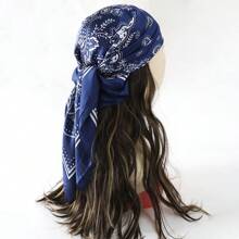 女士波西米亞風格的洋基印花頭巾，時尚優雅的光滑色緞子圍巾，用於防曬或作為母親節禮物。頭巾，髮箍，頭帶，為您打扮造型的理想選擇 - A - 查看 4