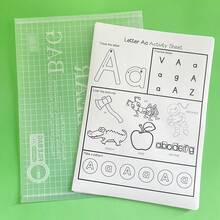 Caderno de exercícios de prática de caligrafia do alfabeto com letras pontilhadas para crianças da pré-escola e jardim de infância, com palavras a serem memorizadas. Livro de caligrafia ABC para imprimir, desenvolvendo a habilidade motora das crianças, material educacional, ferramenta de ensino, tamanho 29,7x21cm, 26 páginas para cada estilo. Escolar, Estudante, Material de escritório, Material escolar