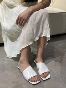 Flache Sandalen für Damen mit niedrigem Absatz, Slipper, offene/zehenquadratische Spitze, leichte weiße Hausschuhe für Strandurlaube