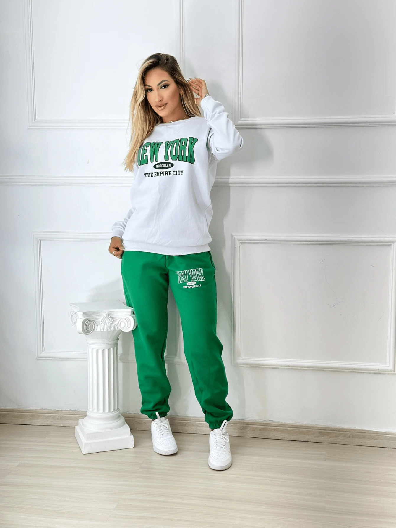 Women Two-Piece Outfits - XANH Đậm VÀ TRẮNG - Xem 1