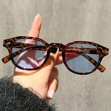 1pc/2pcs/3pcs Women Fashion Sunglasses, 2025 New Retro Mini Frame Sunglasses, Metal Hinge, Suitable For Daily, Party, Music Festival Fashionable Shade Elegant Outfit Family Outings Travel Vacation Holiday For Summer Beach Vacation,Outdoor,Travel