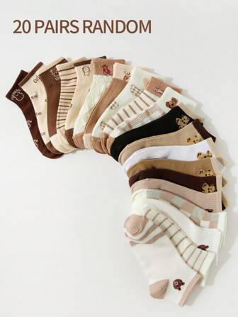 20雙女士棕熊、心形、字母圖案的簡單可愛學生短襪，柔軟舒適，適合日常生活使用，隨機顏色送貨