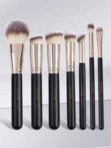 MAANGE 4/5/7件套专业化妆刷套装,带纸盒/收纳盒,包含粉扑、眼影刷、散粉刷、粉底刷、修容刷、遮瑕刷、眼影刷和晕染刷。刷毛柔软,便携易用,是旅行的理想之选,也是送给女性和女孩的绝佳礼物。该套装包含多种化妆刷,是一套完整的化妆刷套装,也是一份精美的化妆礼品套装。 - 黑色 - 查看 13