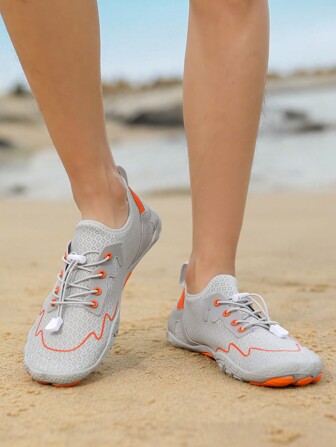 Women Outdoor Aqua Shoes, Breathable Quick-Drying Five-Toe Beach Shoes, Anti-Slip Swimming Shoes, Amphibious Fishing Shoes, Women Water Shoes