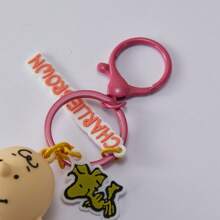 Miniso Llavero colgante decorativo tridimensional y compacto de la serie Celebrando a Snoopy, con el personaje Lucy van Pelt