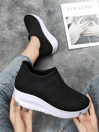 女士新款 MD Sole 校园休闲厚底运动鞋四季皆宜轻便简约厚底舒适时尚黑白一脚蹬增高袜鞋透气百搭休闲运动