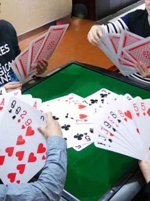 1 Set Of Super Creative Oversized Playing Cards, Large Size Playing Cards Suitable For Family Gatherings, Leisure Entertainment, Parties, Magic Shows And More