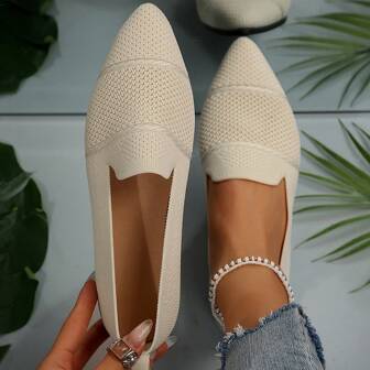 女士尖头套脚休闲鞋，多色可选，轻便舒适，适合户外休闲穿着