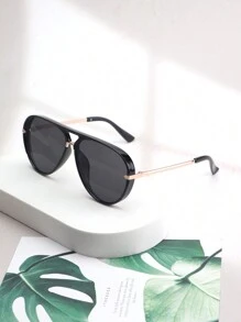 1pc Metallic Rim Aviator Fashion Glasses For Women, Classic And Fashionable Shades Beach Accessories Beach Accessories For Women Glasses Shades Basics Fall Winter Women Outfits Clothes Business Casual Gifts For Summer Beach Vacation,Outdoor,Travel Vintage Style Oversized Aviator Frame For Going Out Outfit,Back To School
